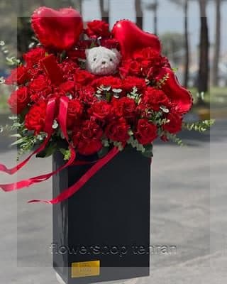 با بهترین گل برای سالگرد ازدواج رنگ و زندگی را به جشن‌ها اضافه کن — تصویر ۲