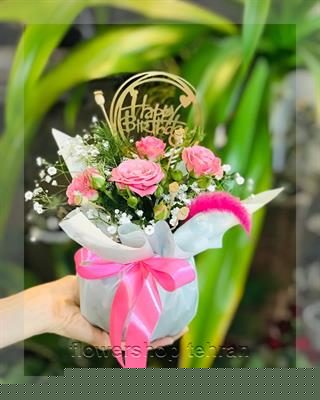چیدمان هنری باکس گل با تم پاییزی برای دکور میز یا لابی