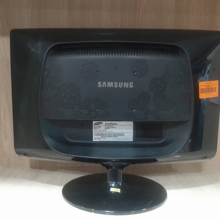 مانیتور استوک 19 اینچ SAMSUNG مدل SN1933PLUS — تصویر ۳