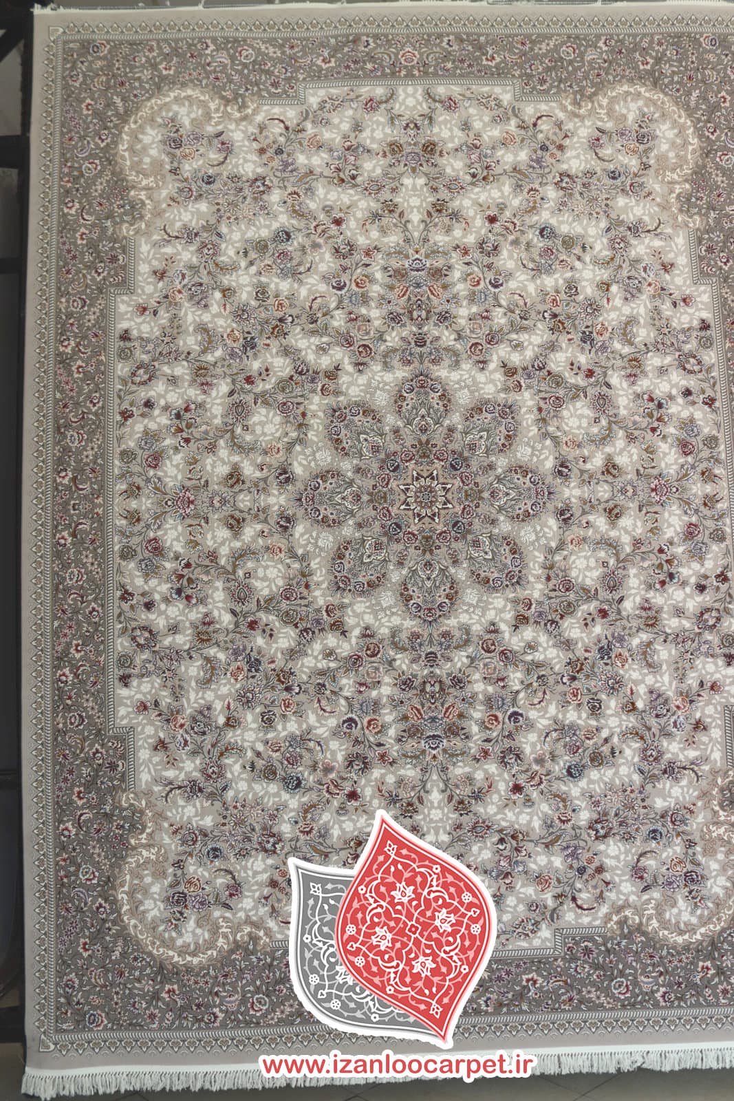 فرش زمرد مشهد طرح 40203 کرم بژ 700 شانه تراکم 2550 تمام نخ اکریلیک — تصویر ۱۰