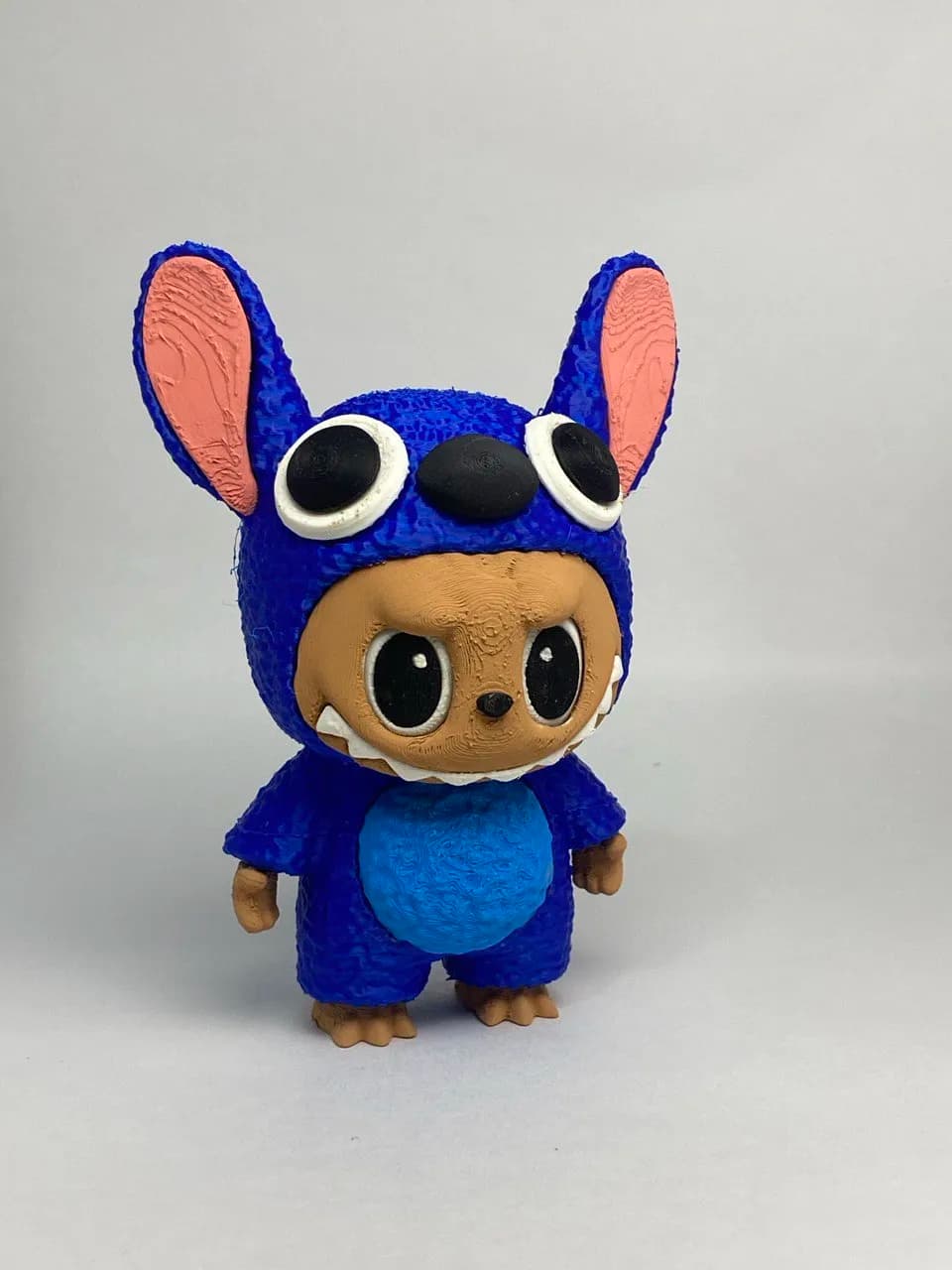 🐻🌀 عروسک لبوبو مدل استیچ (Labubu-Stitch Fusion) | چاپ سهبعدی با +PLA — تصویر ۱۰