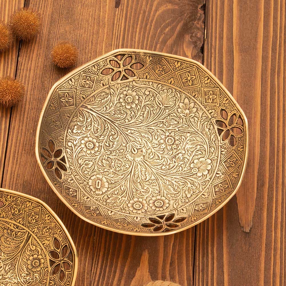ست پذیرایی برنجی آنتیک کد 460 — تصویر ۹