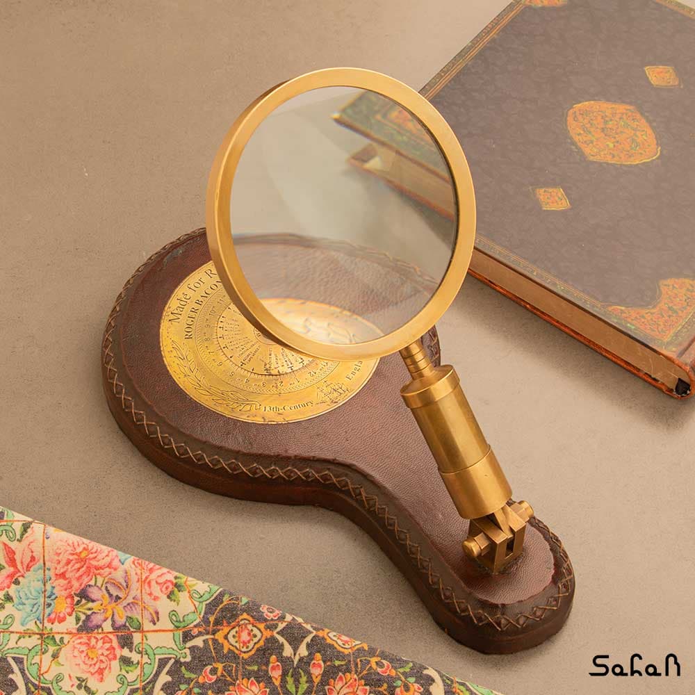 ذره بین رومیزی برنج و چرم