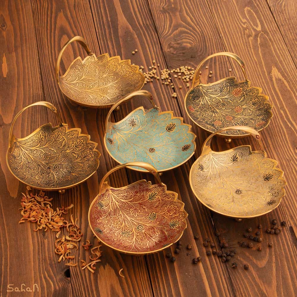 اردورخوری برنجی طلایی مدل قو خفته
