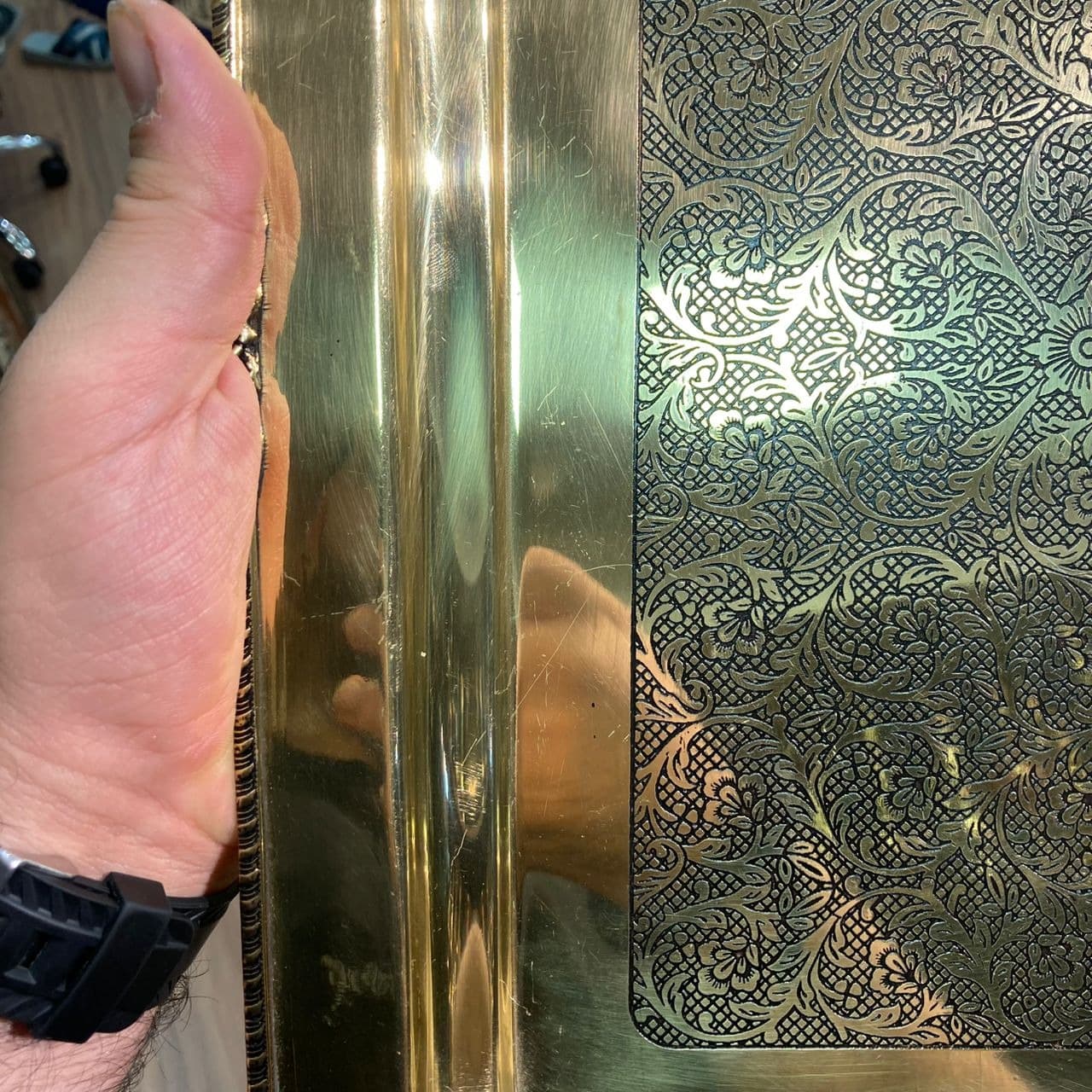 سینی مهمان برنجی آنتیک دسته دار مربعی سایز 3 — تصویر ۹