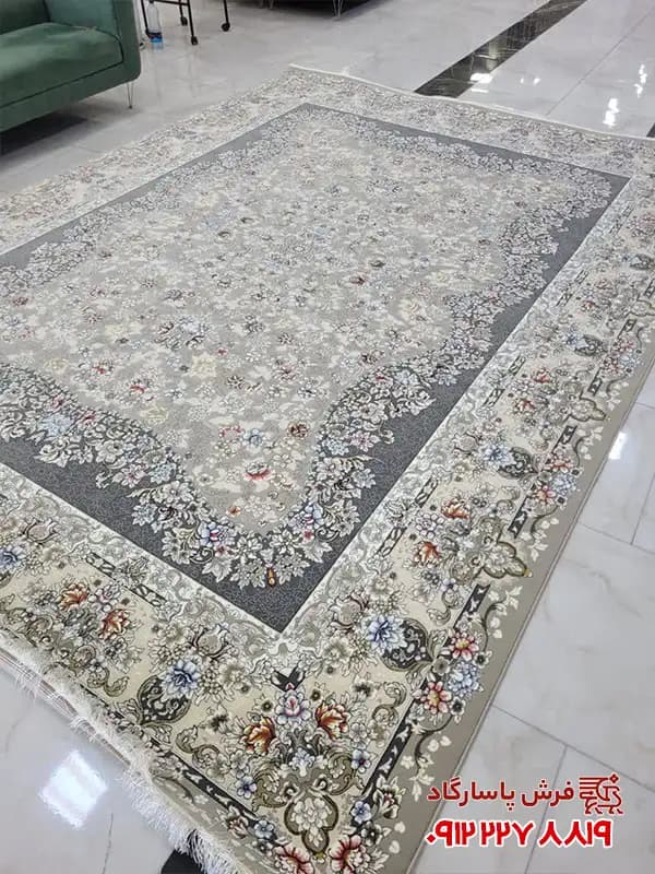 فرش گل افشان 700 شانه زمنیه فیلی طرح شاپرک