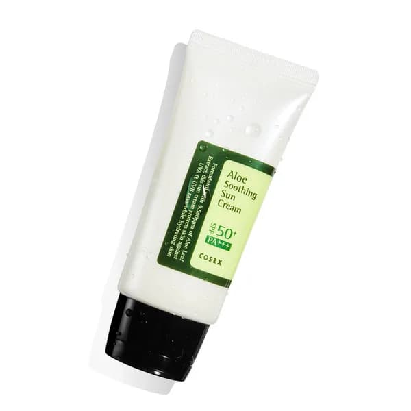 کرم ضد آفتاب آلوئه ورا SPF50 آبرسان و تسکین دهنده مسترکپی