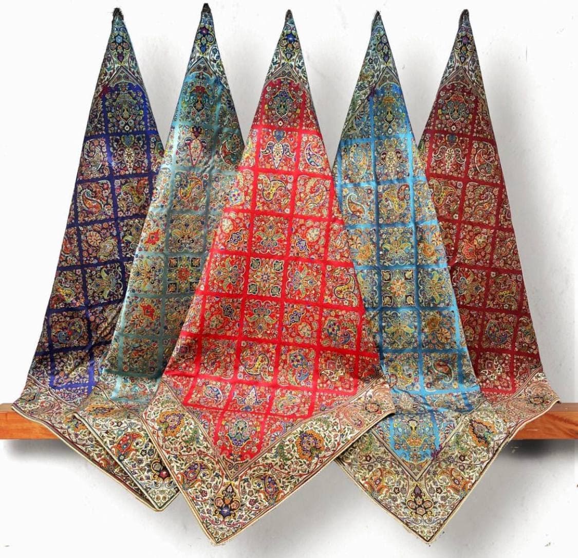 ترمه خشتی اعلا در چند رنگ