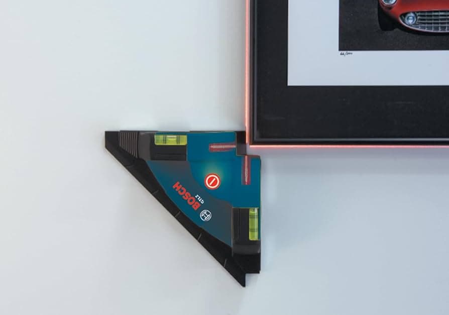 تراز لیزری بوش مدل GTL2 Laser Level Square — تصویر ۴