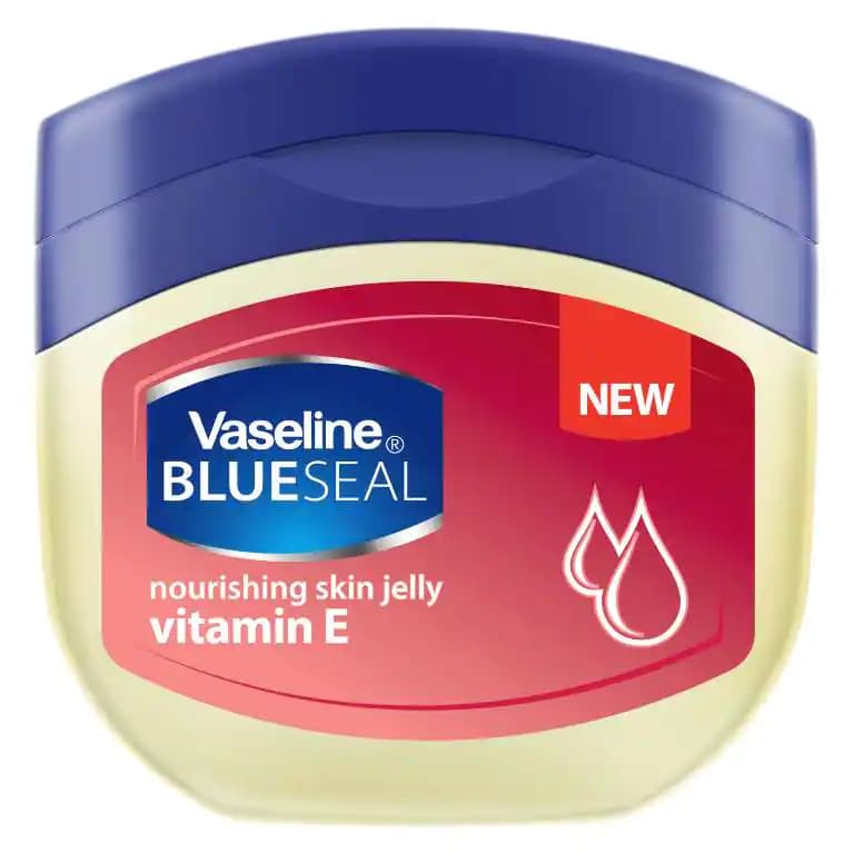 وازلین بلو سیل مغذی پوست حاوی ویتامین ای 250 میل Vaseline Blue Seal Vitamin E Petroleum Jelly — تصویر ۴