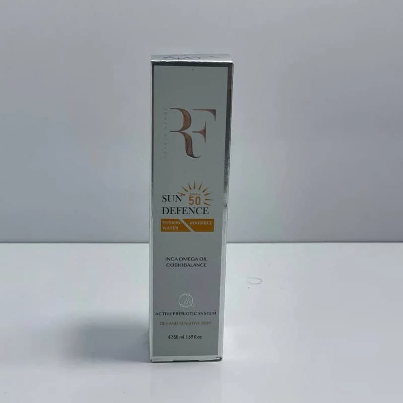 کرم ضد آفتاب بی رنگ فیوژن واتر RF پوست خشک و حساس