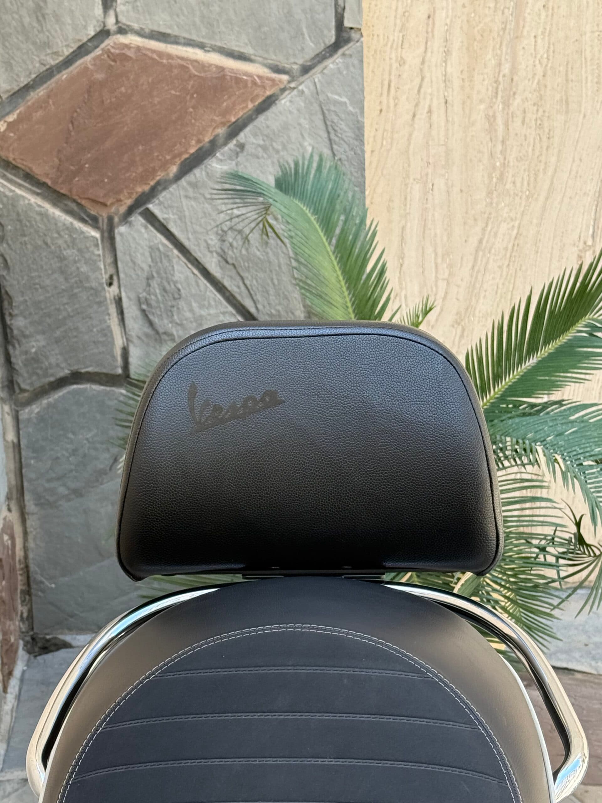بک رست (پشتی چرمی) انواع وسپا — تصویر ۴