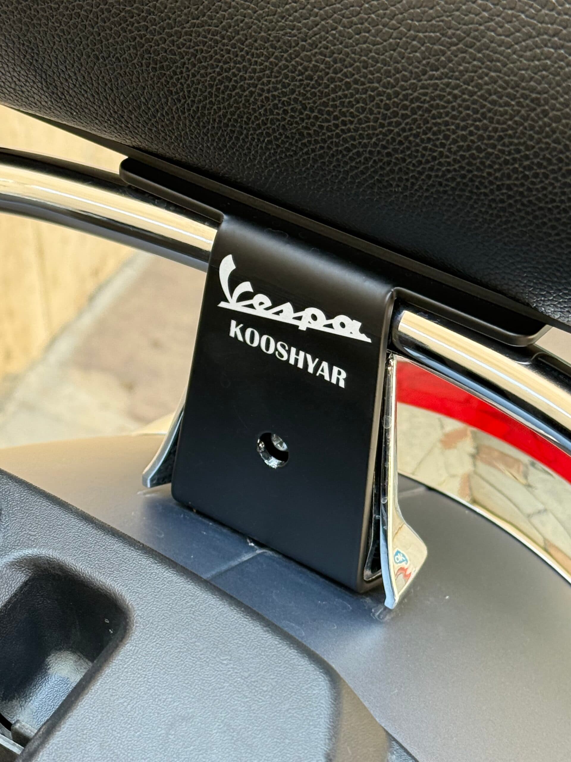 بک رست (پشتی چرمی) انواع وسپا — تصویر ۹