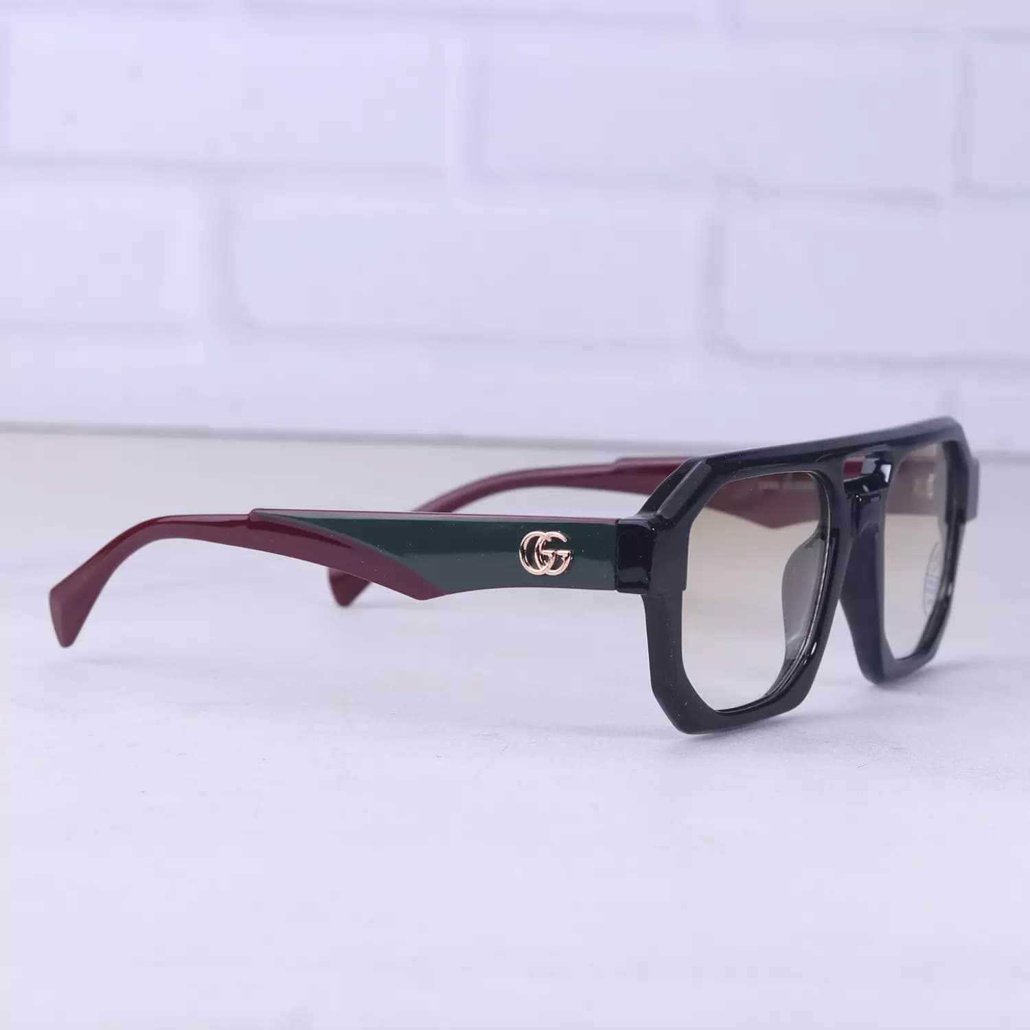 عینک آفتابی گوچی فریم زرشکی عدسی زرد 2486/2 — تصویر ۵