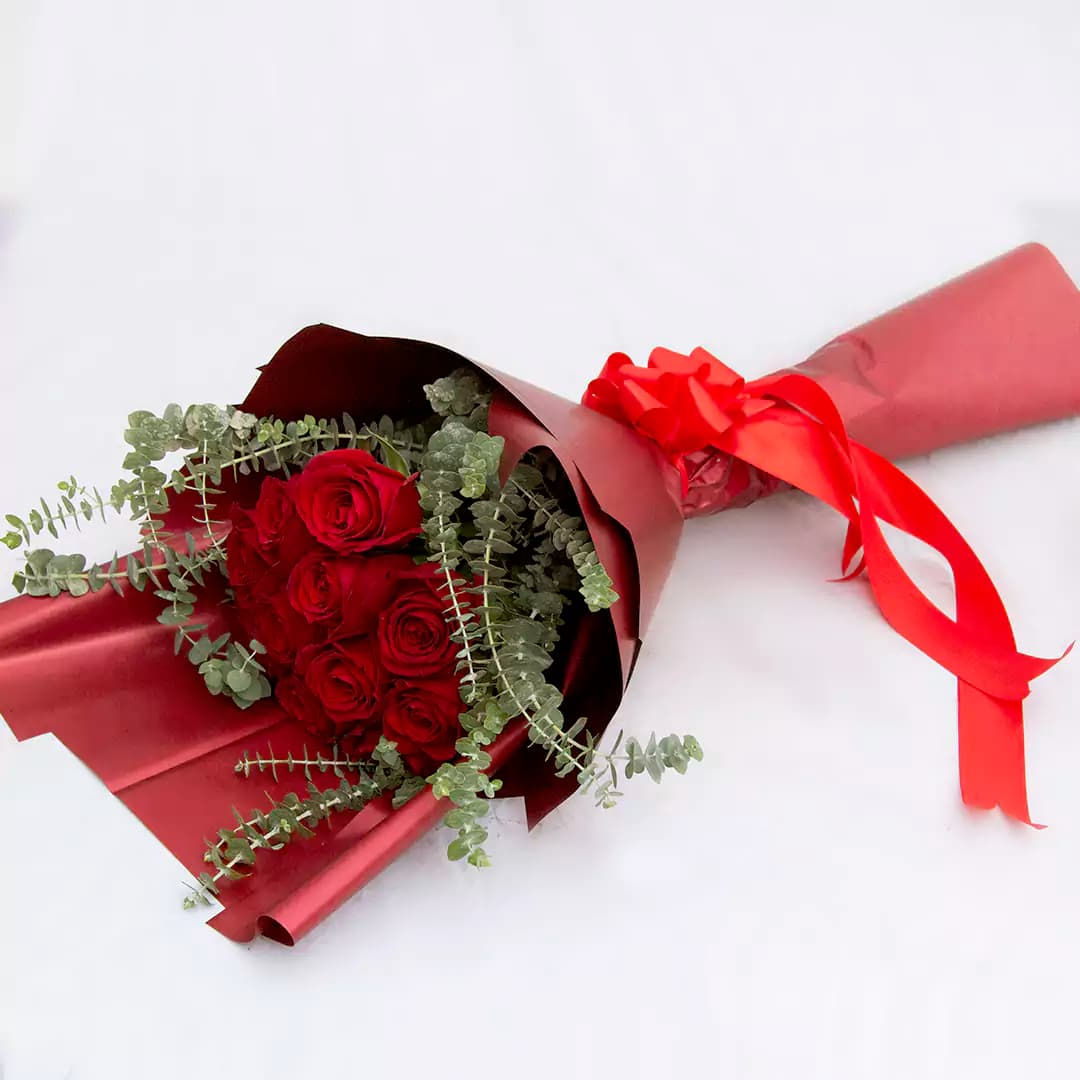 دسته گل رز قرمز کد 23843| باختر — تصویر ۲