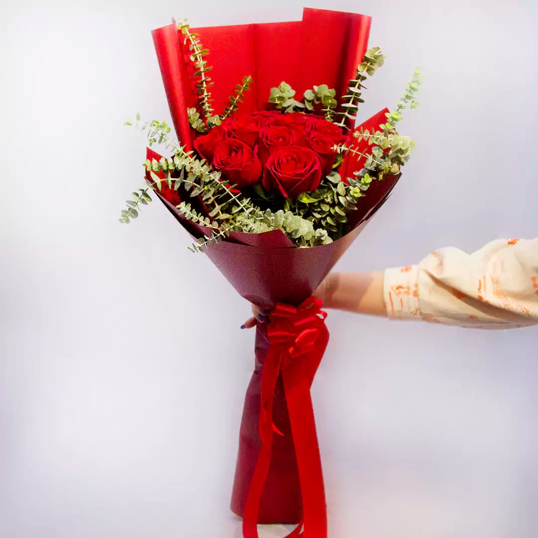 دسته گل رز قرمز کد 23843| باختر — تصویر ۳