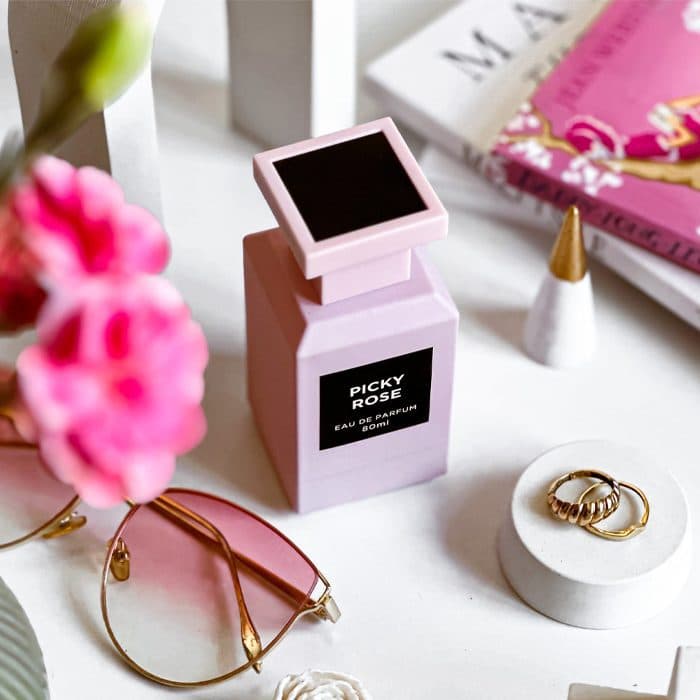 عطر تام فورد رز پریک — تصویر ۹