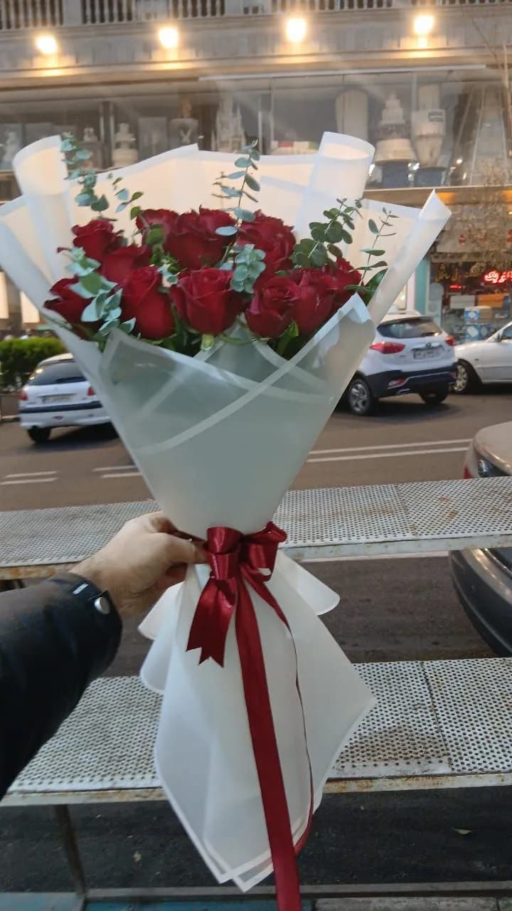 دسته گل رز هلندی — تصویر ۵
