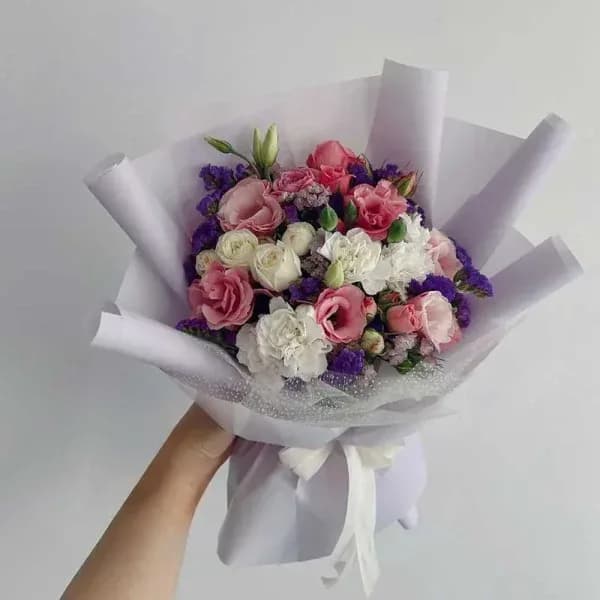 دسته گل هدیه به دوست شوق نسیم – فروشگاه اینترنتی گل فلوشا
