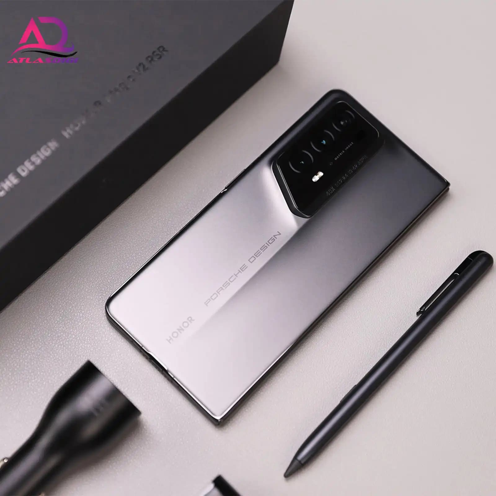 گوشی موبایل آنر مدل Honor Magic V2 RSR Porsche Design 2024 16GB 1TB — تصویر ۴