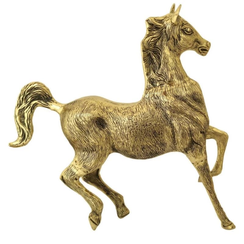 مجسمه اسب برنزی ترکمن