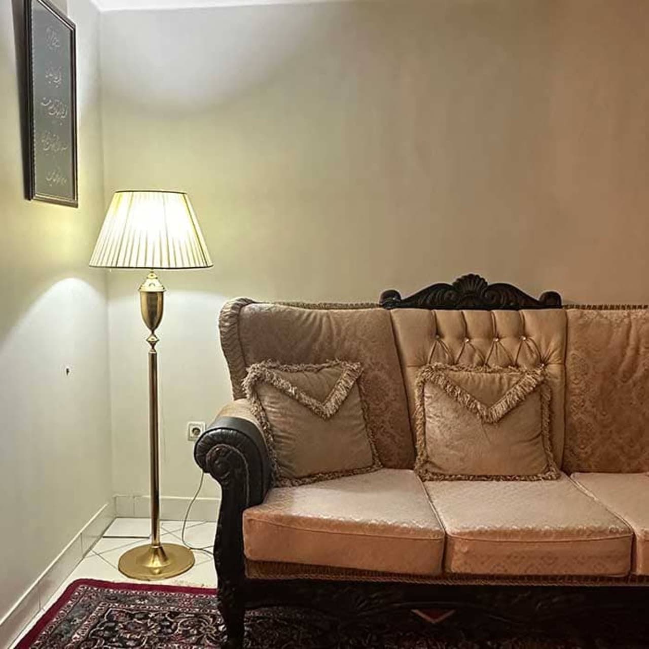 آباژور ایستاده لوتوس لایت مدل آریان — تصویر ۳