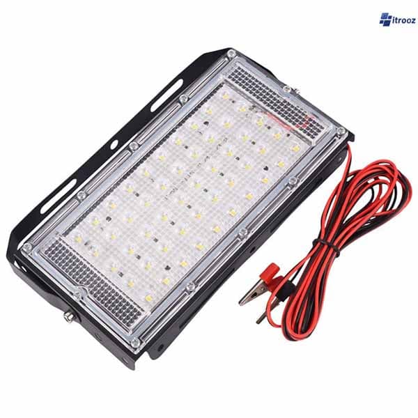 چراغ سیار ماشینی 12 ولت 50 وات مدل vani light