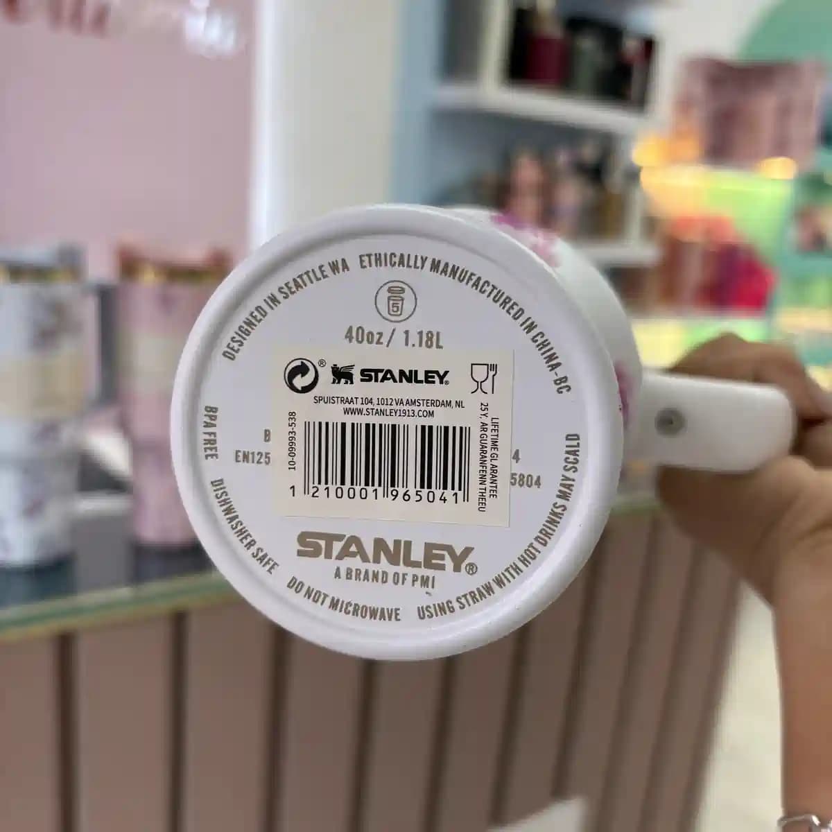تراول ماگ استنلی گلدار اورجینال تامبلر STANLEY جعبه کادویی سفید — تصویر ۵