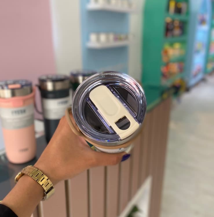 تراول ماگ Tyeso بند سلیکونی 710 میل — تصویر ۱۱