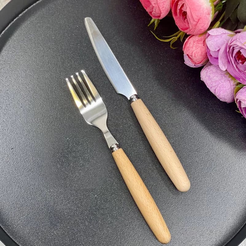کارد و چنگال دسته چوبی — تصویر ۷