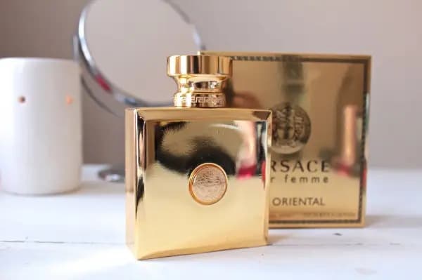 عطر ادکلن ورساچه پور فم عود اورینتال اصل | Versace Pour Femme Oud Oriental 100ml