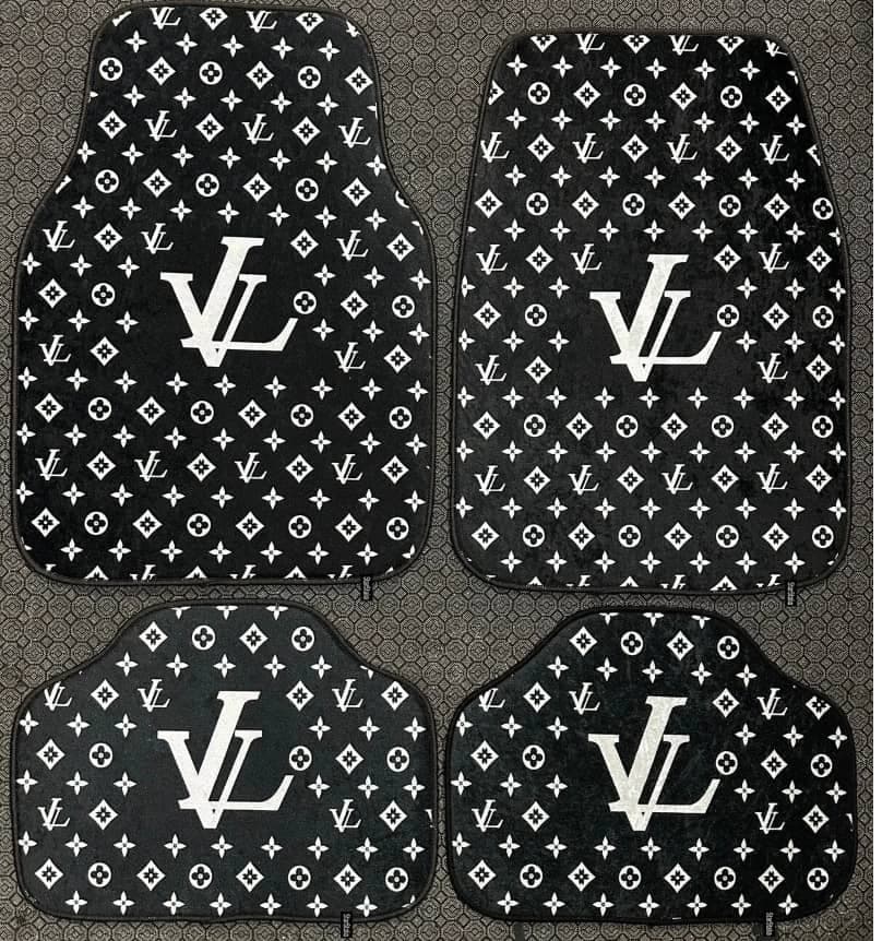 کفپایی فانتزی خودرو فری سایز برند لویی ویتونLouis Vuitton