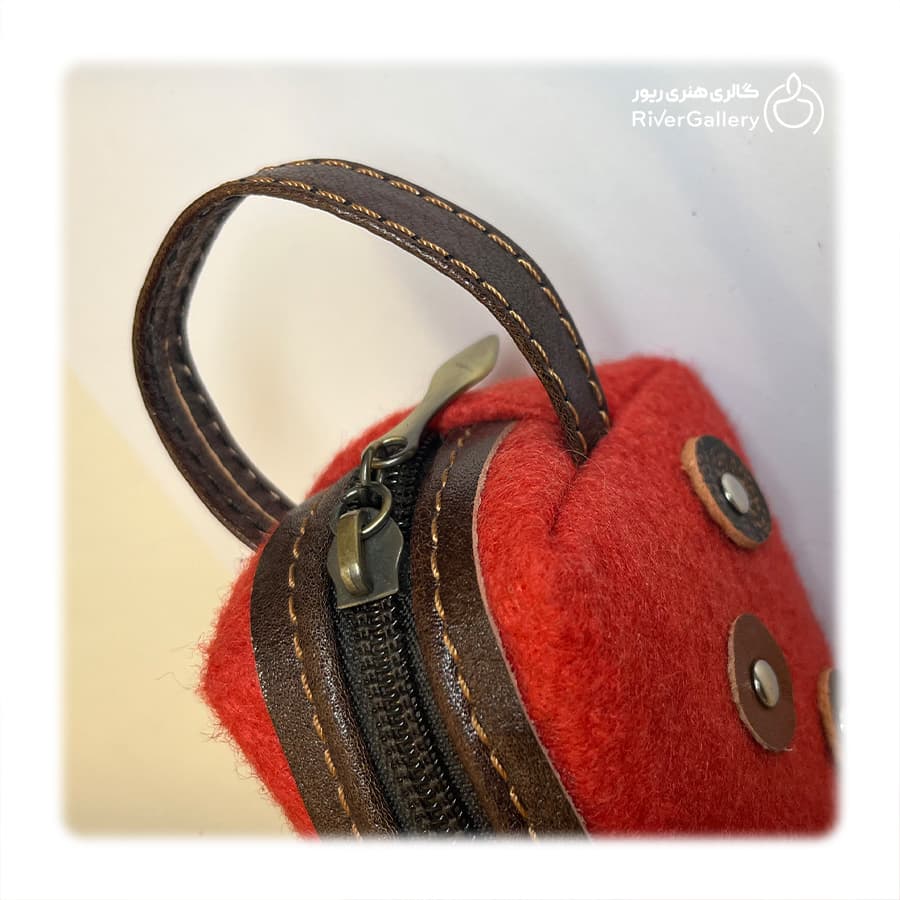 جامدادی پارچه‌ای دست ساز نگین — تصویر ۹