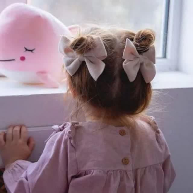 پک کادویی انبری و عینک بابونه — تصویر ۷