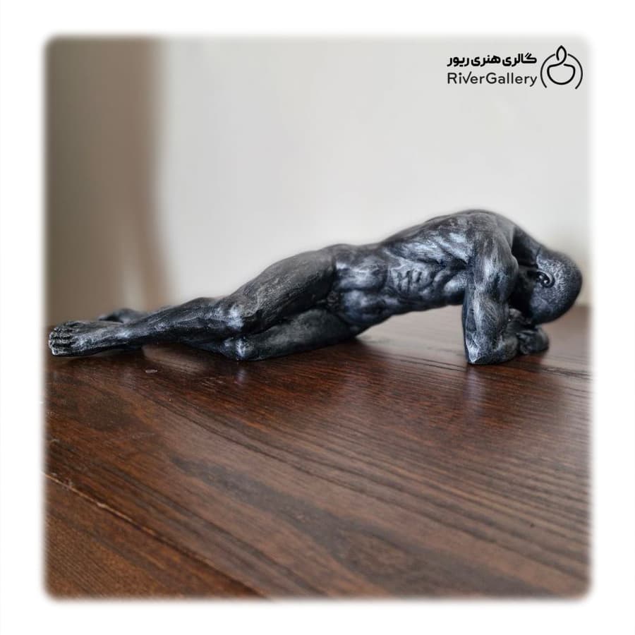 مجسمه دست ساز صحنه