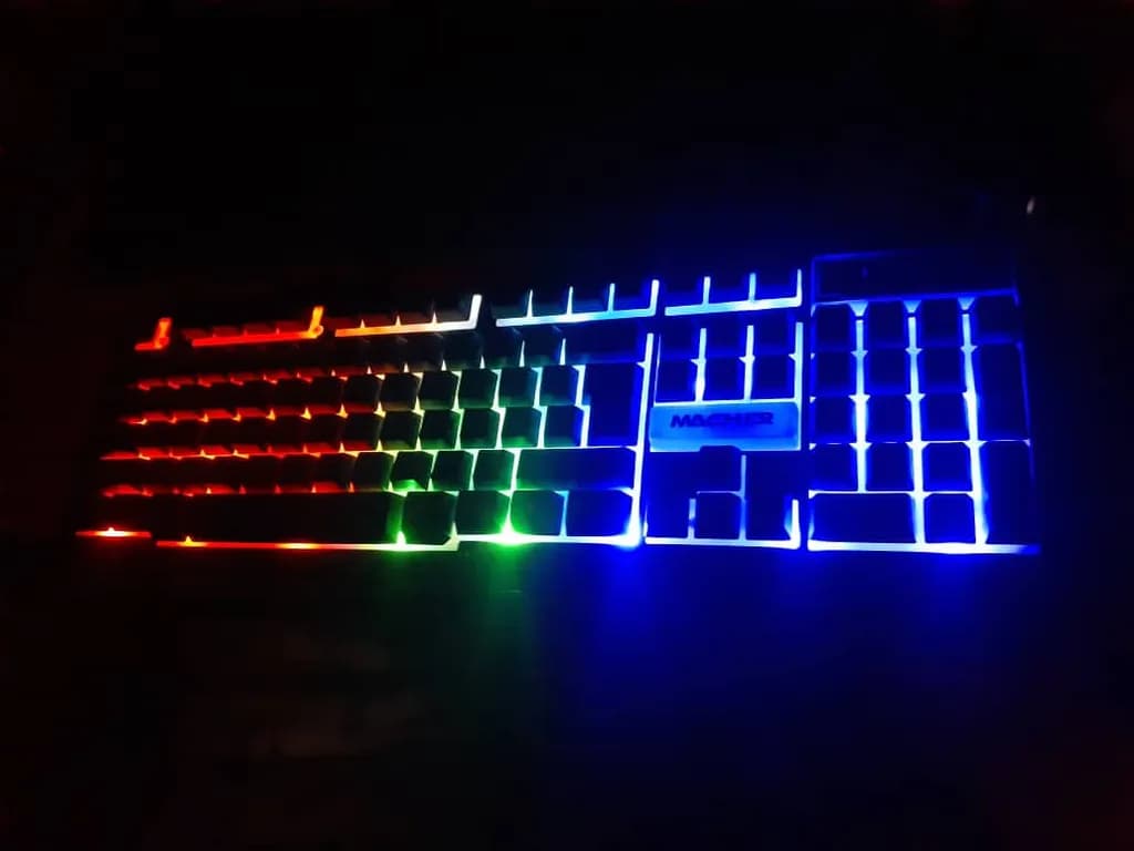 کیبورد گیمینگ مچر مدل MACHER MR-370 با سیم RGB — تصویر ۶