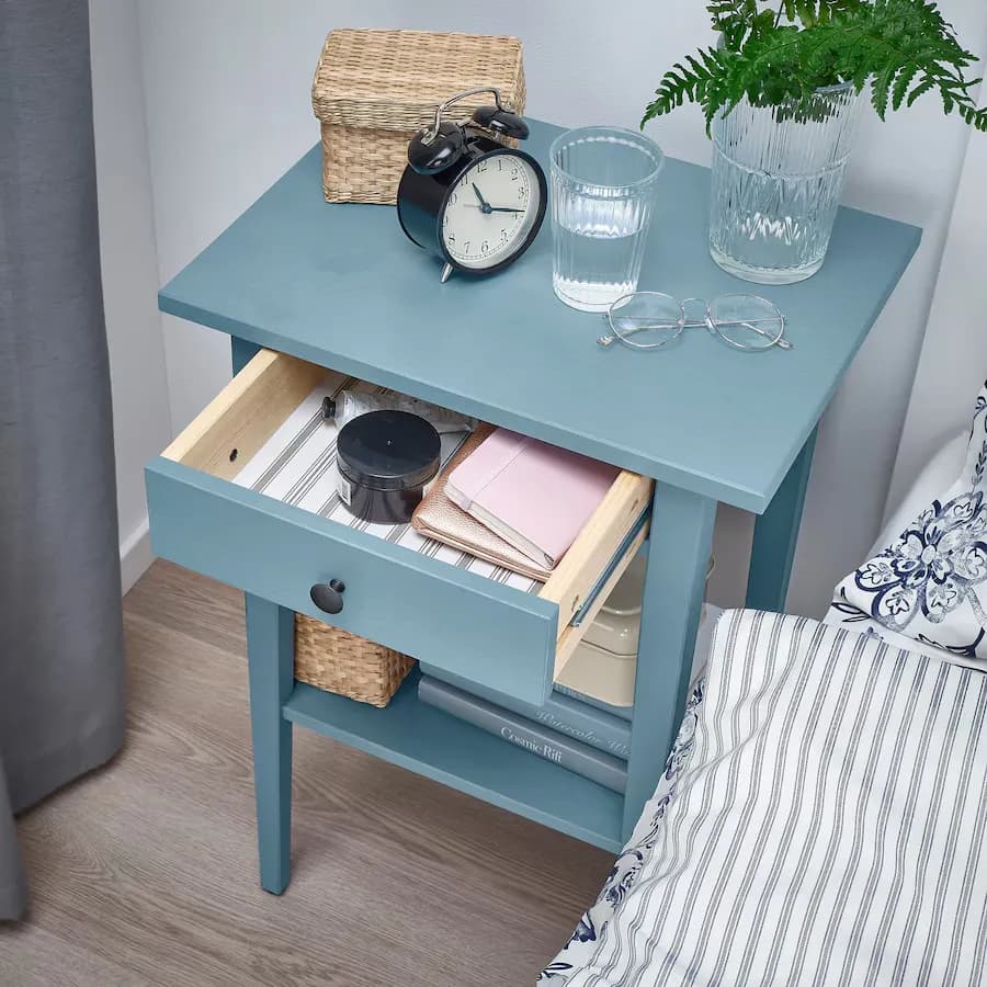 پاتختی ایکیا HEMNES آبی، 46×35 سانتی‌متر — تصویر ۴