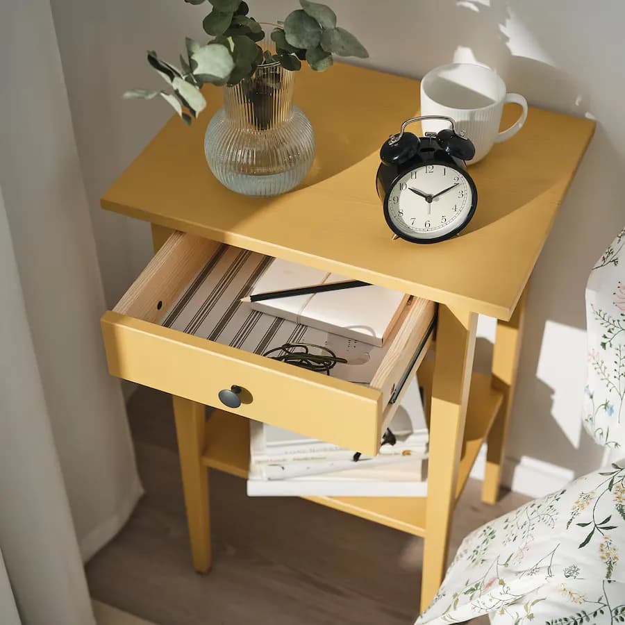 پاتختی ایکیا HEMNES زرد، 46×35 سانتیمتر — تصویر ۵