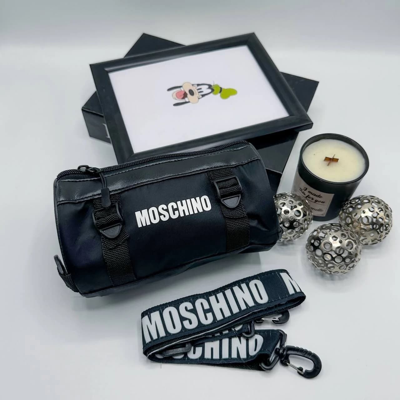 کیف مشکی MOSCHINO
