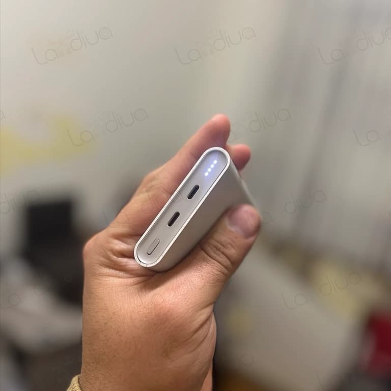 پاور بانک سامسونگ 10000 Mah مدل EB-P3400 — تصویر ۸