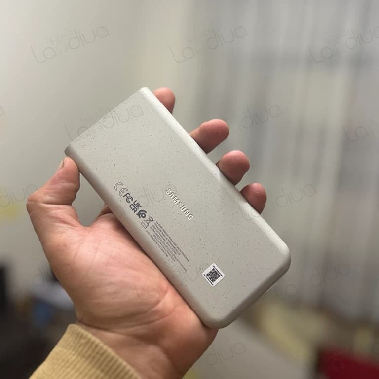 پاور بانک سامسونگ 10000 Mah مدل EB-P3400 — تصویر ۹