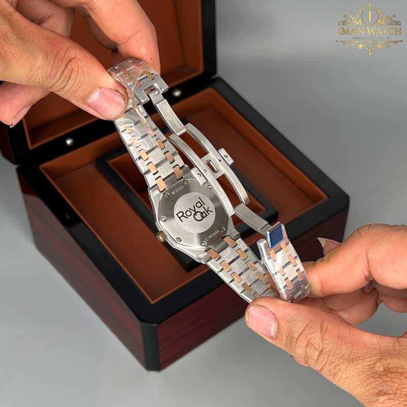 ساعت زنانه اودمار پیگه دو رنگ رزگلد نقره ای صفحه قهوه ای Audemars piguet 2031 — تصویر ۹