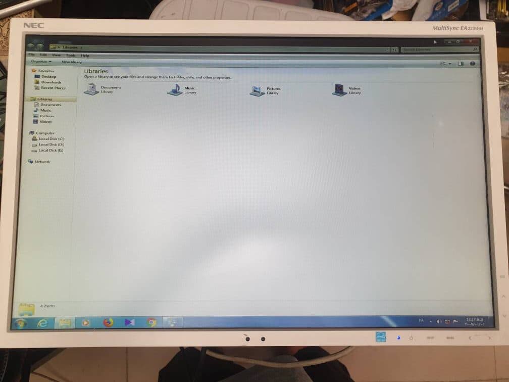 مانیتور استوک NEC MultiSync EA223WM سایز 22 اینچ — تصویر ۷