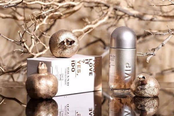 عطر جیبی زنانه کارولینا هررا وی آی پی 212 رز برند کالکشن مدل 034 حجم 25 میل