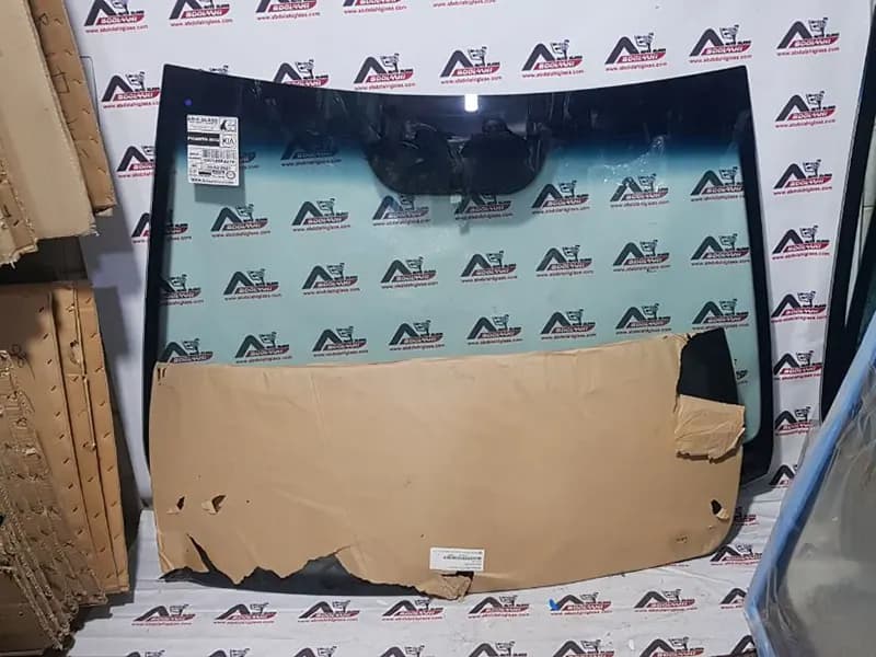 شیشه جلو کیا پیکانتو — تصویر ۴