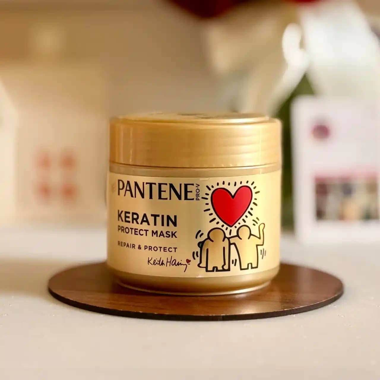 ماسک مو کراتین ترمیم و محافظت پنتن پرو-وی مدل Keratin Protect حجم 300 میل