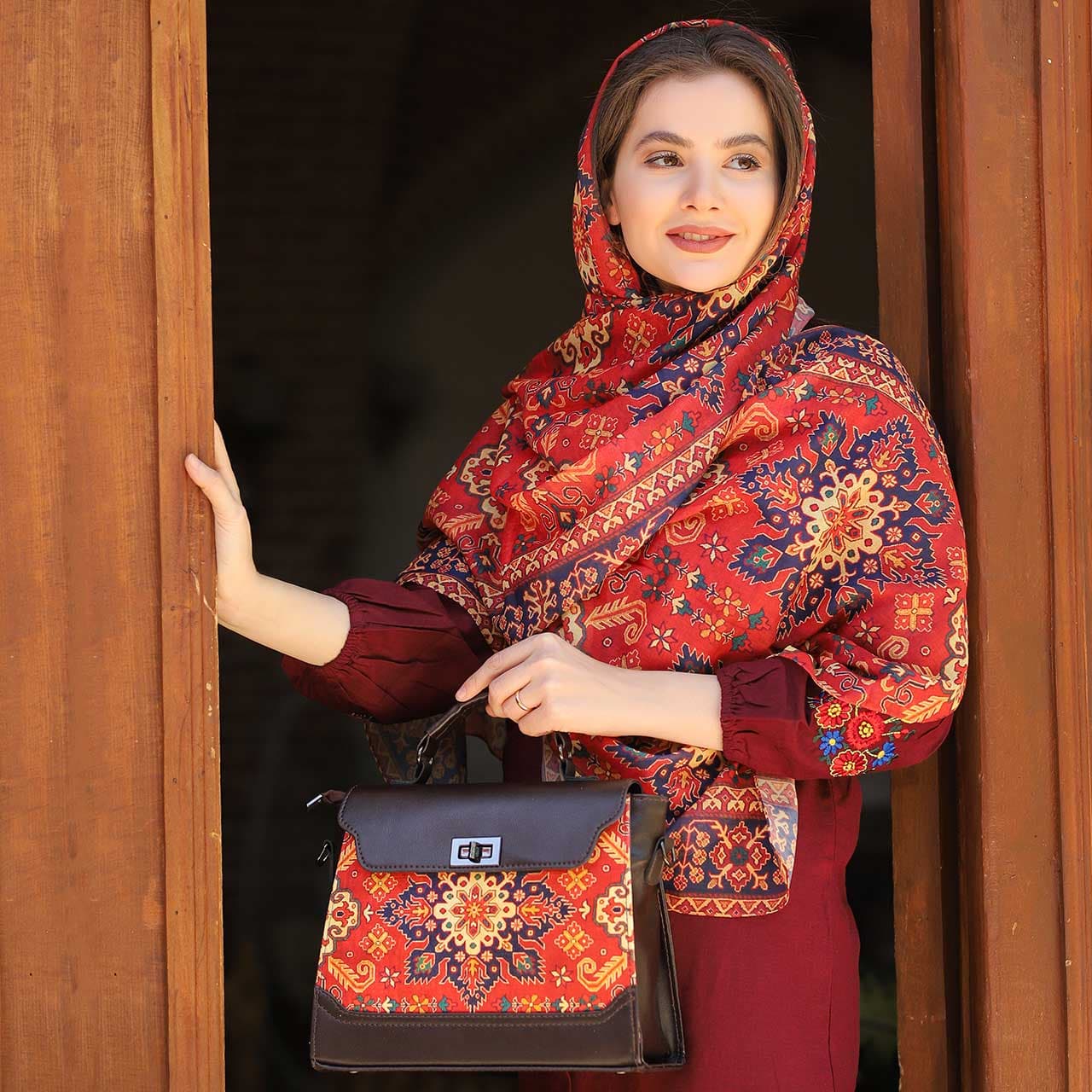ست کیف و شال زنانه پیچک کد 16