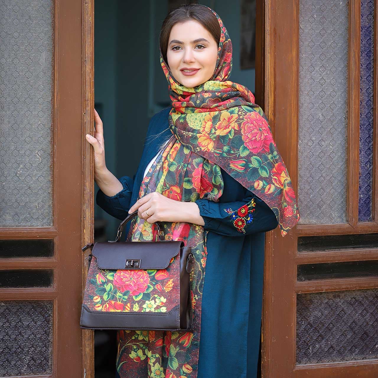 ست کیف و شال زنانه پیچک کد 10