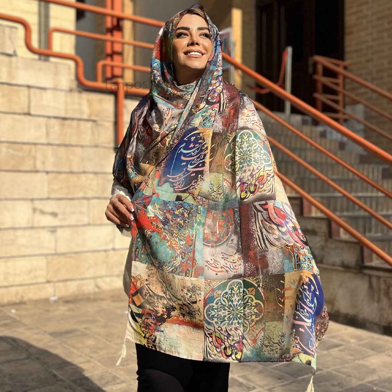 شال نخی زنانه طرح خطاطی کد 03 — تصویر ۹