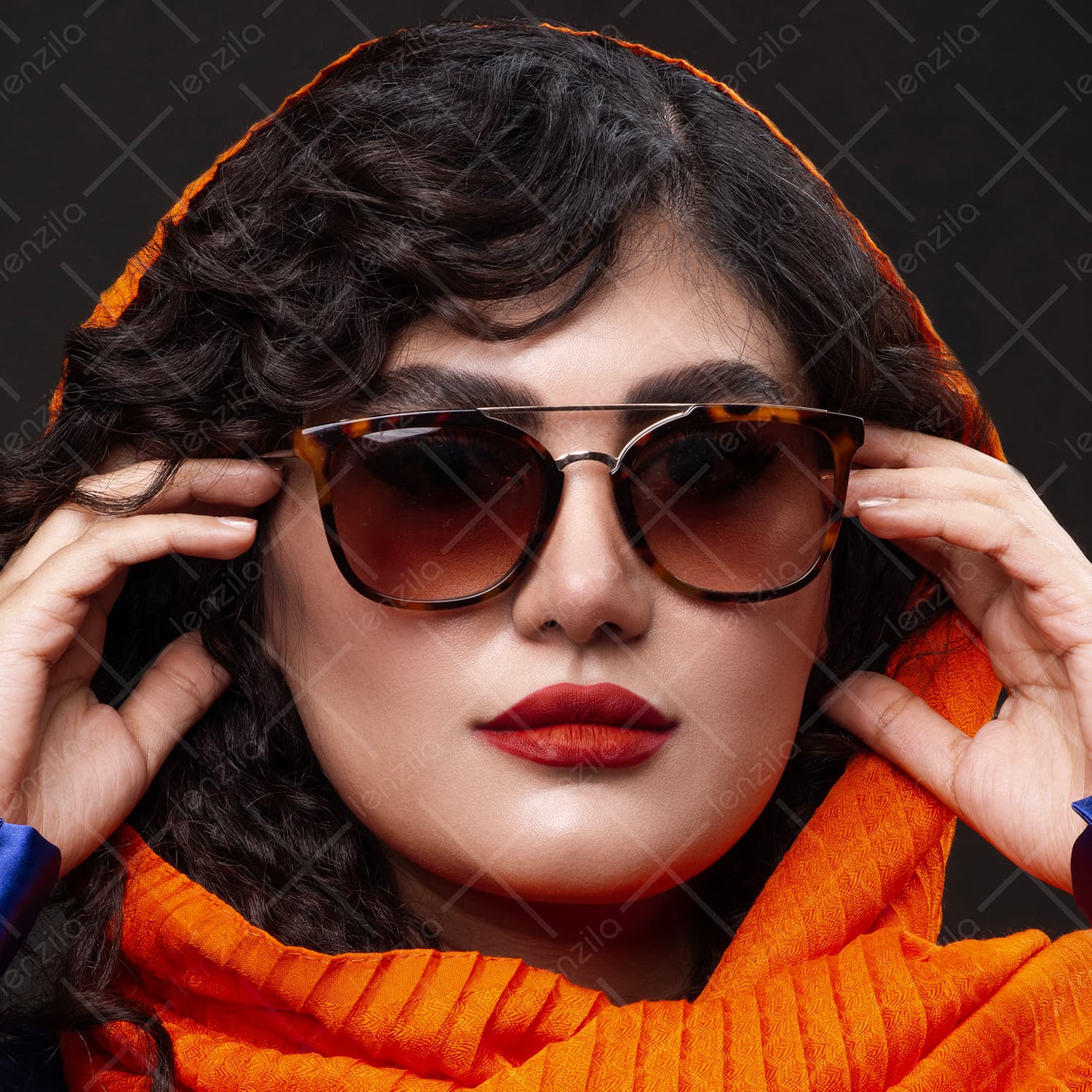 عینک آفتابی زنانه مدل 675_430 — تصویر ۹